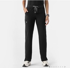 Figs Women  s Kade Cargo Scrub Pants