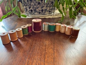 Wood Sewing Spools  Lot of 12 in 2 sizes Some Labels