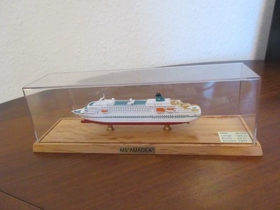 MS Amadea Schiffsmodell Kreuzfahrt ZDF Traumschiff Schiff ship