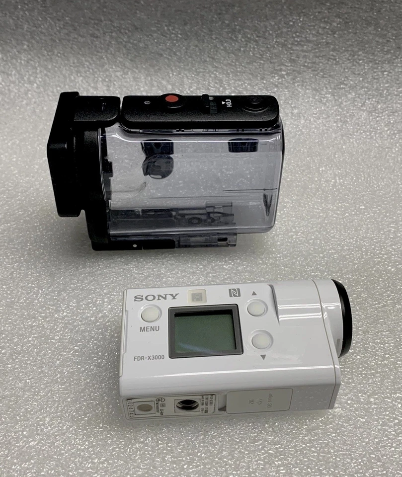 Cámara de acción Sony Action Cam Handycam FDR-X3000 4K con estuche impermeable Foto 2 de 4
