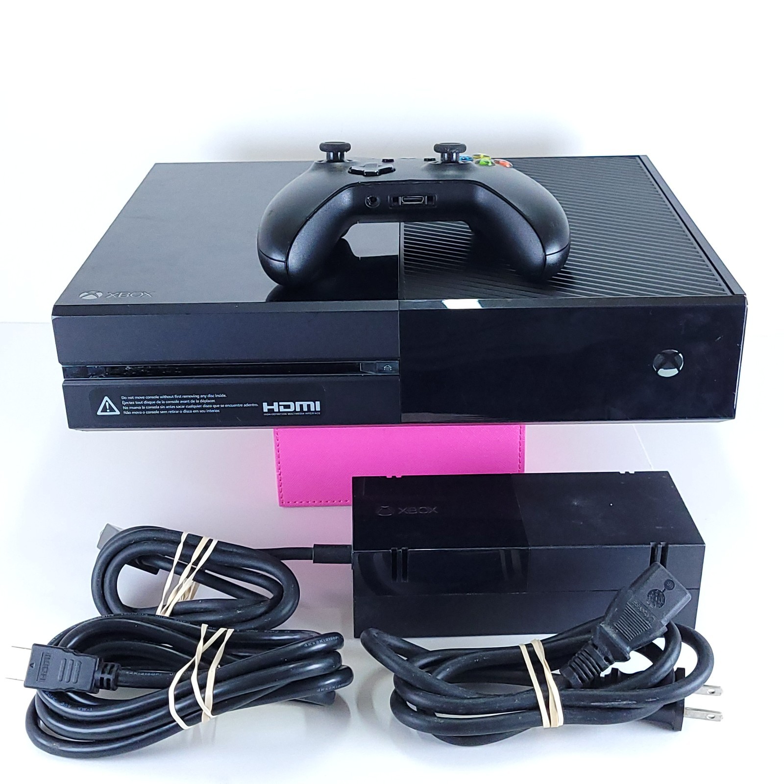 Microsoft Xbox One 500GB Console Black Model 1540 w/Controller & Cables