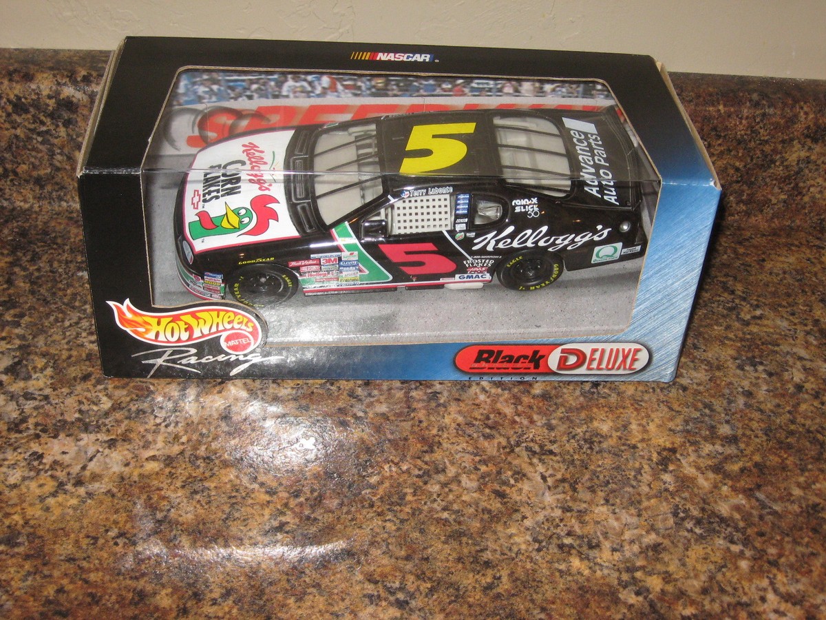 NASCAR ACTION RACING 1998 #5 Terry Labonte Kellogg's 1/24 Diecast EUR