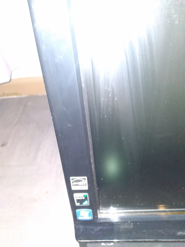 HP Touchsmart 300-1120 AIO Intel Core 2 Duo P7570 2.26GHz 4GB RAM No HDD No OS - Image 2 of 4