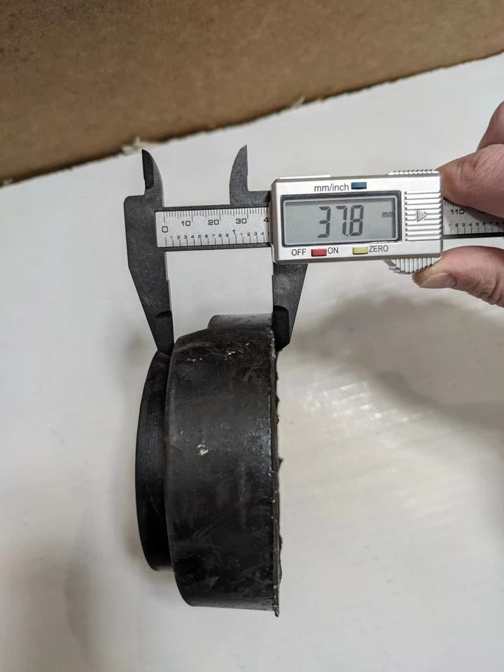 2101-2912652 1st repair stands for rear springs Lada 2101 2103 2105 2106 2107 - Imagen 2 de 3