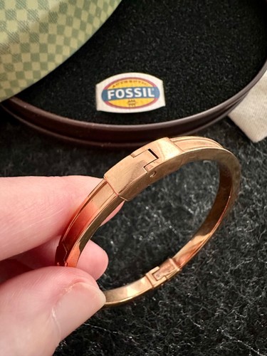 Fossil Armreif Armschmuck Armband mit „Schlüsselloch“ Roségold Stainless Steel - Bild 14 von 21