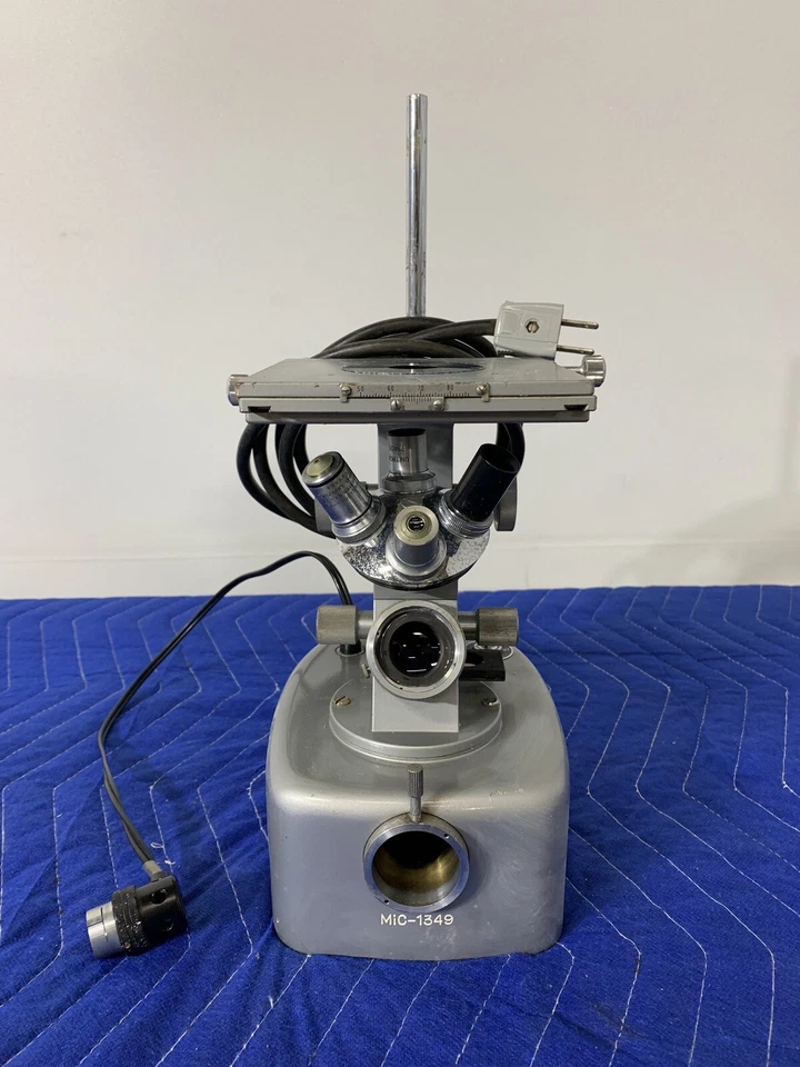  Microscopio compuesto invertido vintage Unitron Japón MiC-1349 Foto 2 de 4