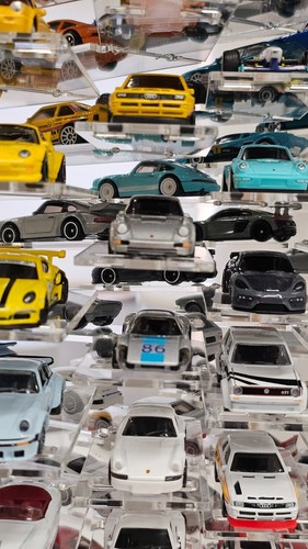 1:60–1:64 Scale Diecast Car Display Case – Model Cars Showcase Vitrine SIZE 1/64 - Picture 7 of 8