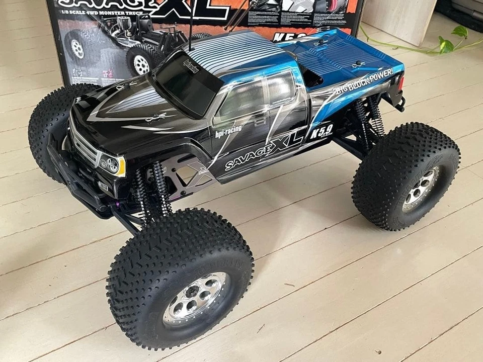 HPI Savage XL K5.9 RC Truck With 2.4G Radio Excellent Condition 3 Runs Used JPN - Image 3 of 4
