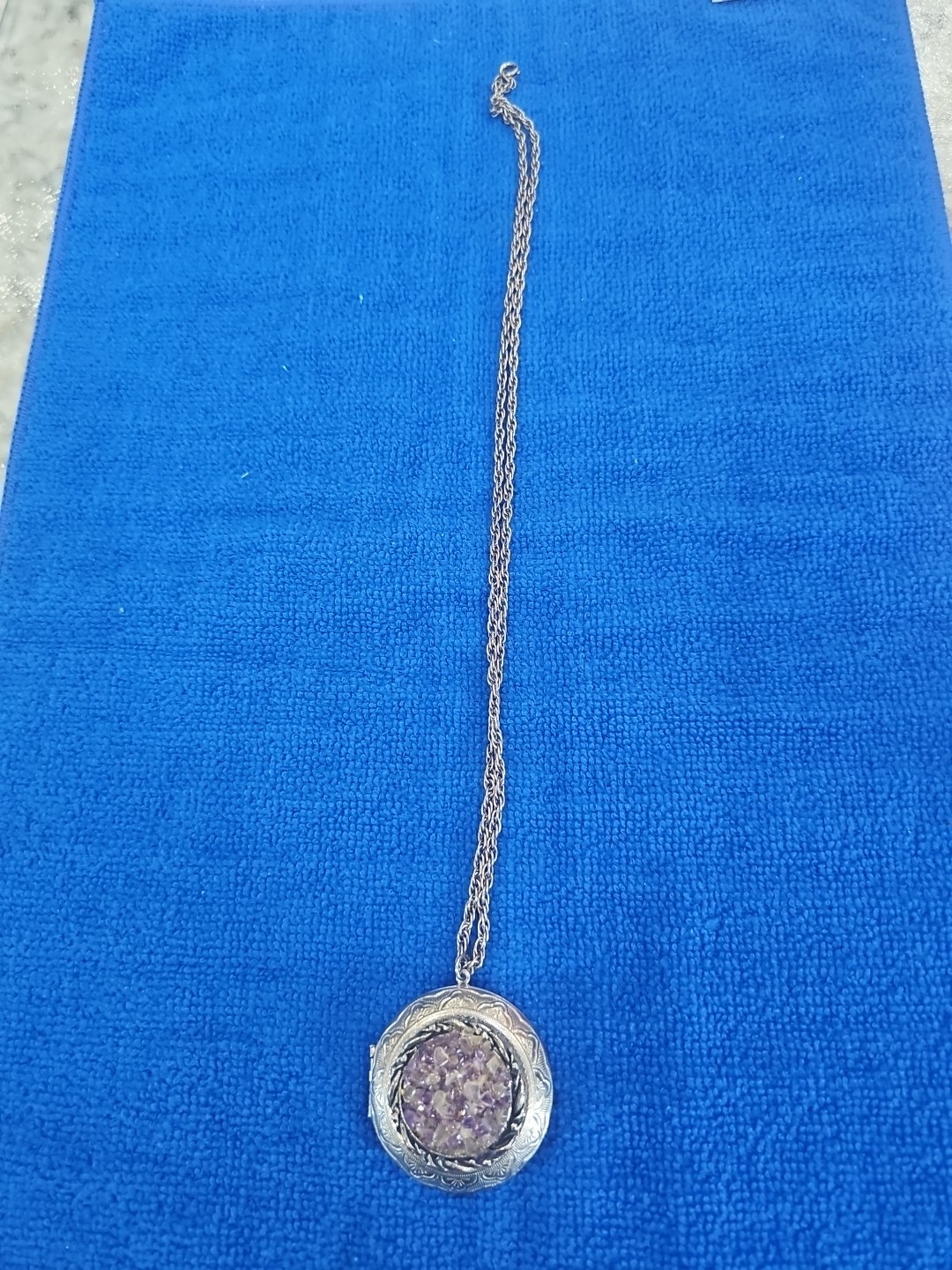 Picture 1 of 4