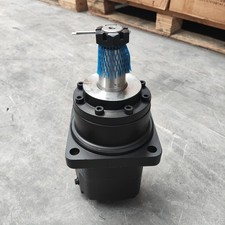 1-Ton Excavator Hydraulic Drive Motor Max Pressure 18 MPa  Max Torque 770 N·m
