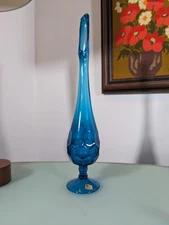 Vintage Viking Glass Blue Blunique Georgian Swung Vase