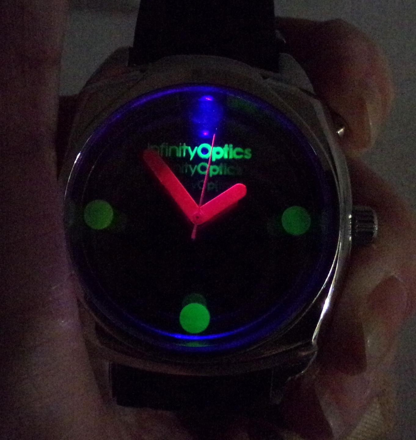 Infinity Mirror Optics Fluorescent Lighted Wrist … - image 8