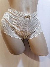 Vintage Beige Women's High Waisted Scalloped Lace Panties Size 2XL