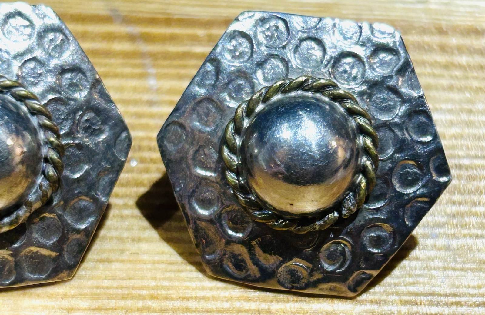 Vntg Hammered Solid Sterling Hexagonal Earrings P… - image 4