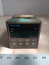 HONEYWELL UDC2000 MINI-PRO DC2000E-2-01F-100000-0 TEMPERATURE CONTROLLER