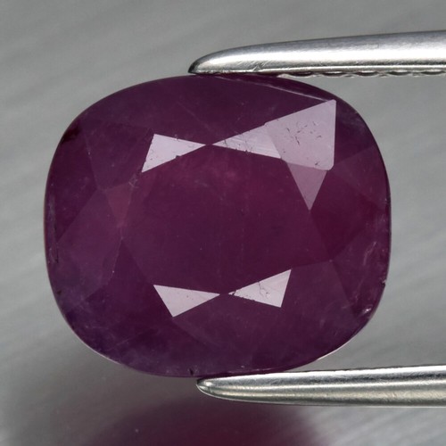 RUBY 4.05 ct Red Cushion 9.0x7.8x5.5 mm Natural Unheated Untreated from Guinea - Picture 3 of 24
