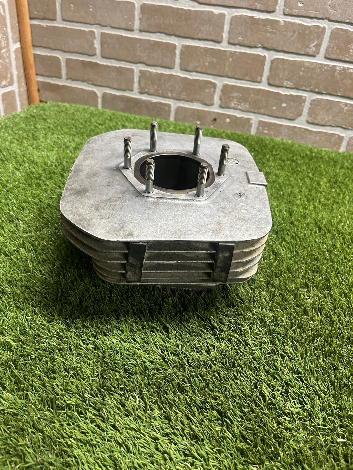 Picture 3 of 6