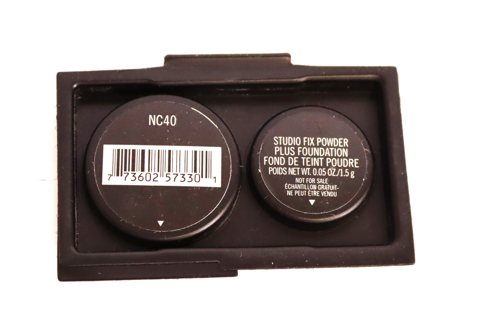 Mac Studio Fix NC40 Mini Powder Foundation for Flawless Coverage