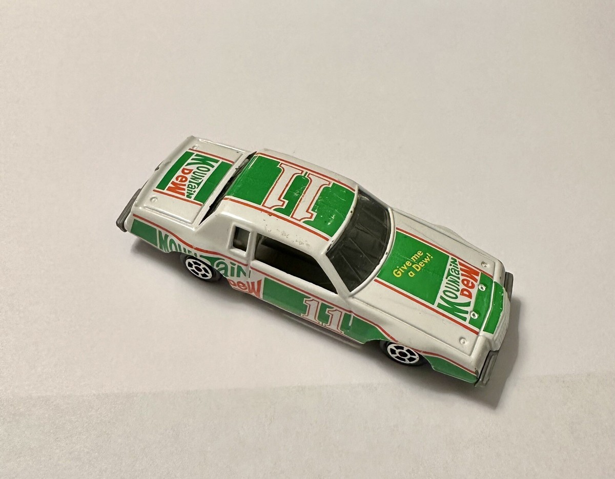 Vintage Darrell Waltrip #11 Mountain Dew NASCAR Ertl Rare - DAYS