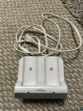 NYKO Charge Station Nintendo Wii Remote Control Rechargeable Battery Dock Base