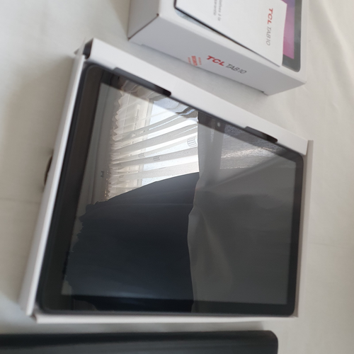 TCL Tab 10 Tablet 9160G Black 32GB/3GB 4G LTE Unlocked Android Tablet - Picture 5 of 20