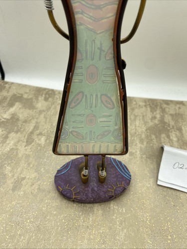 1960’s African Tribal Art~Metal & Glass Sculpture, 10” tall Hand Painted - Bild 9 von 12