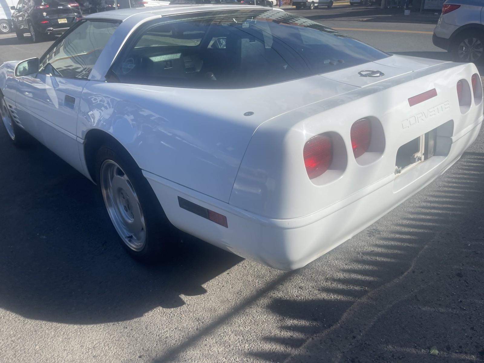 1991 White Chevrolet Corvette   | C4 Corvette Photo 6
