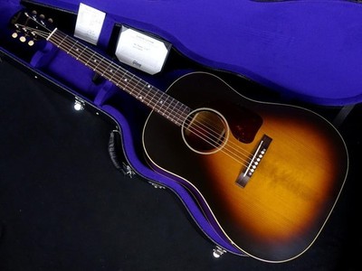 Acoustic Guitar Gibson Custom Shop 1942 Banner J-45 Vintage