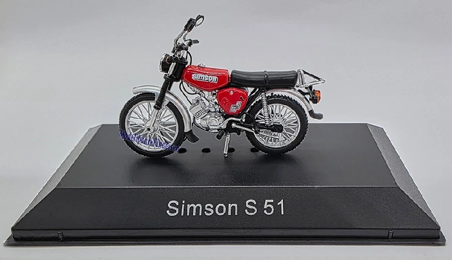 IXO 24150-D Simson S51 Moped kirschrot 1:24