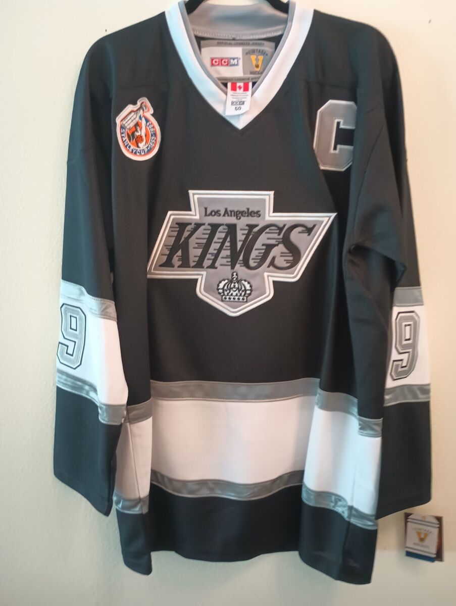 CCM HEROES OF HOCKEY WAYNE GRETZKY LA KINGS #99 JERSEY CCM HEROES OF HOCKEY WAYNE GRETZKY LA KINGS #99 JERSEY
