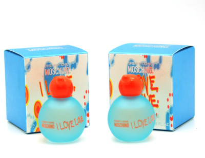 I love love by Moschino 0.16 oz 4.9 ml Eau De Toilette Mini Women