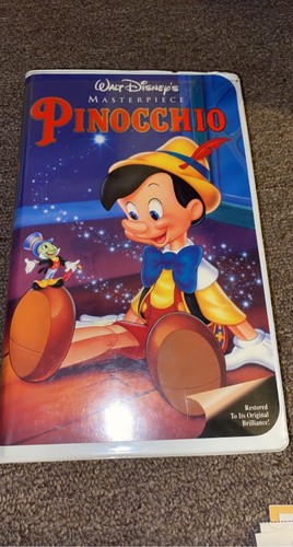 Pinocchio, Pocahontas, Sleeping Beauty Walt Disney Masterpiece - Picture 3 of 5