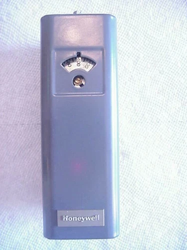 Honeywell L4006A 2049 Aquastat High Low Limit degree Ships on the Same Day
