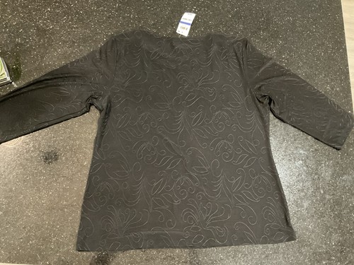 HM Collection Women’s XL Dressy Black & Red 3/4” Sleeve Top NWT - Picture 12 of 12