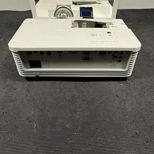 SMART SLR60wi Projector - Untested, No Accessories, For Parts - Afbeelding 8 van 13