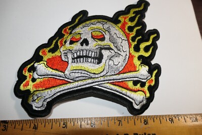 Motorcycle Skull & Cross Bones Fire Patch Dirt Bike Chopper Hog NOS Iron On