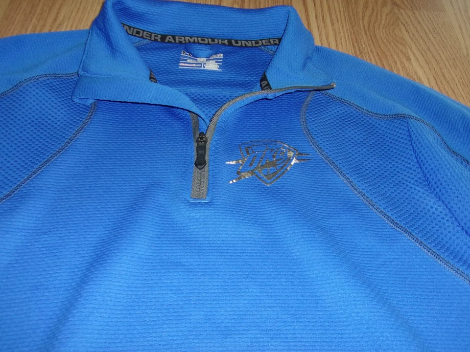 Pulôver Under Armour OKC Thunder masculino grande 1/4 zíper manga longa excelente estado. - Imagem 3 de 4