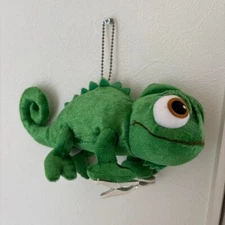 Tokyo Disney Resort Tangled Pascal Plush Shoulder Doll Clips Keychain Japan