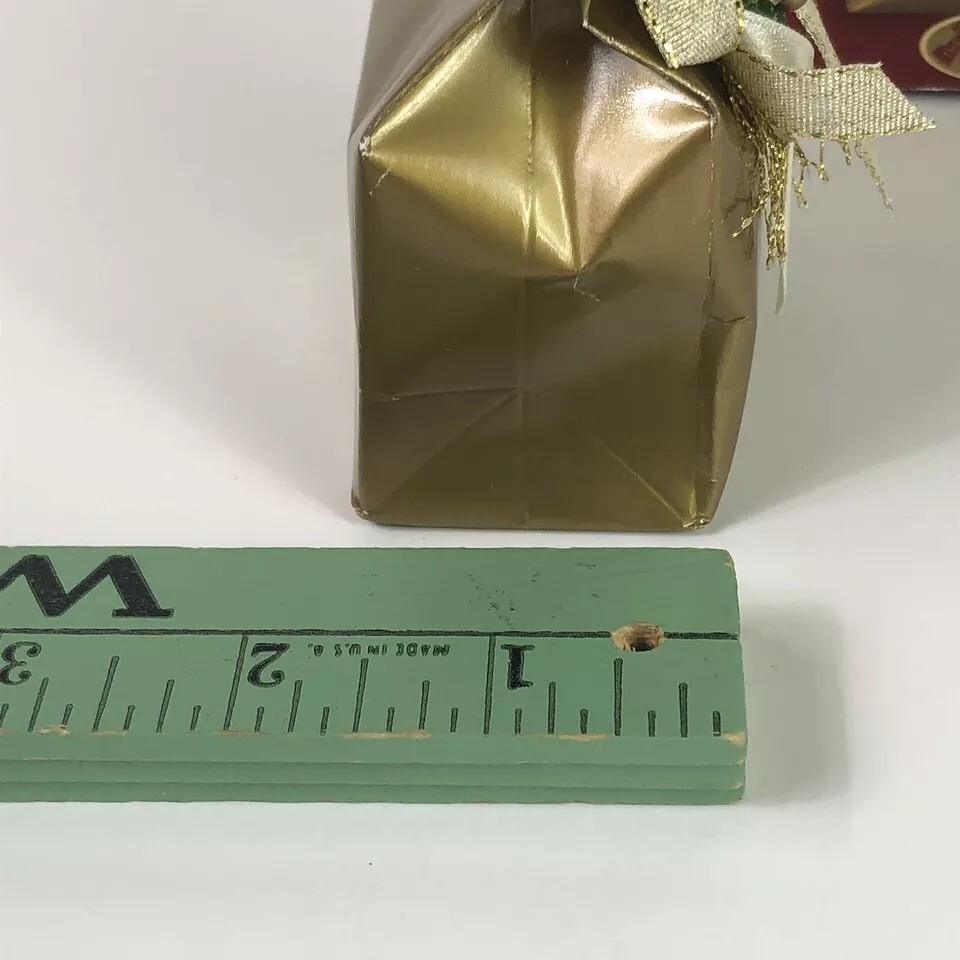 San Francisco Music Box Company Gift Bag Present We Wish You A Merry