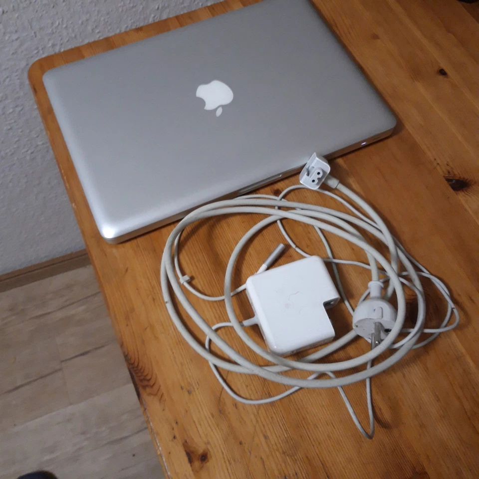 Apple MacBook Pro 13" 2012 · i7 · 16GB · 256GB, Foto 1 von 5