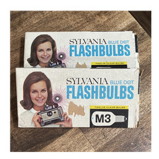 SYLVANIA M3 Flashbulbs 18 Clear Incandescent Bulbs 3V White Light