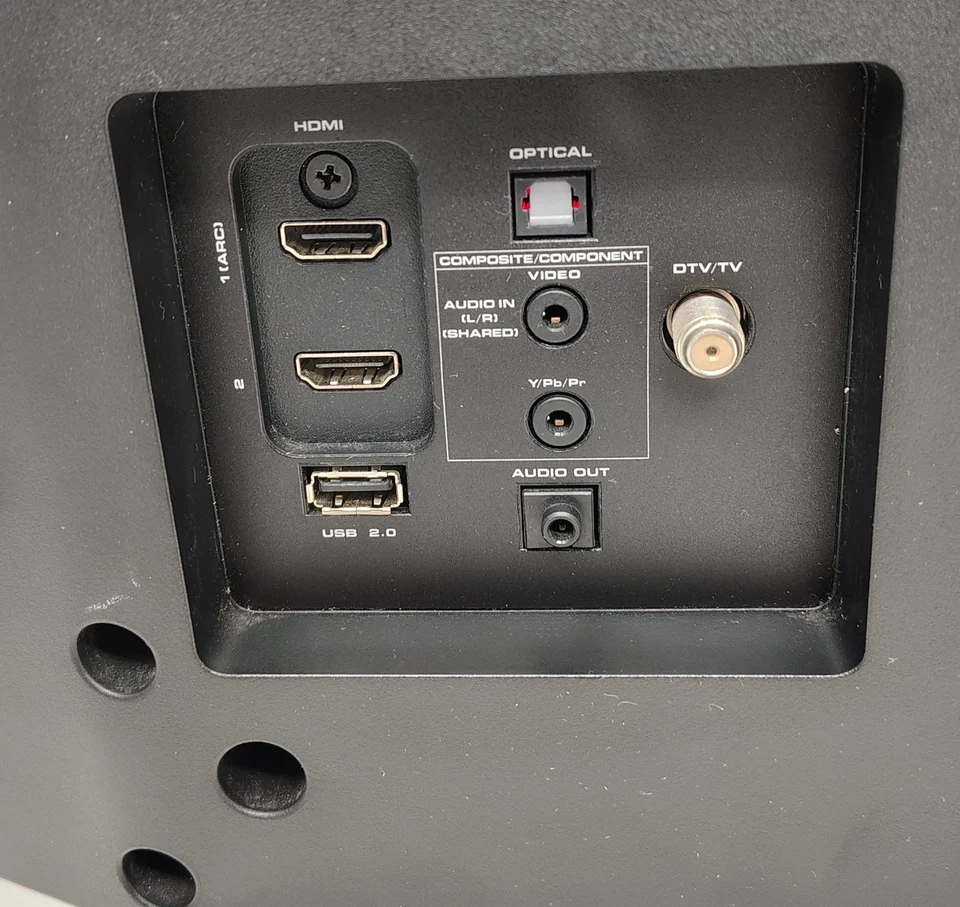 VIZIO D-series D24hn-G9 24" 720p LED TV - Black Works Great - Image 3 of 4