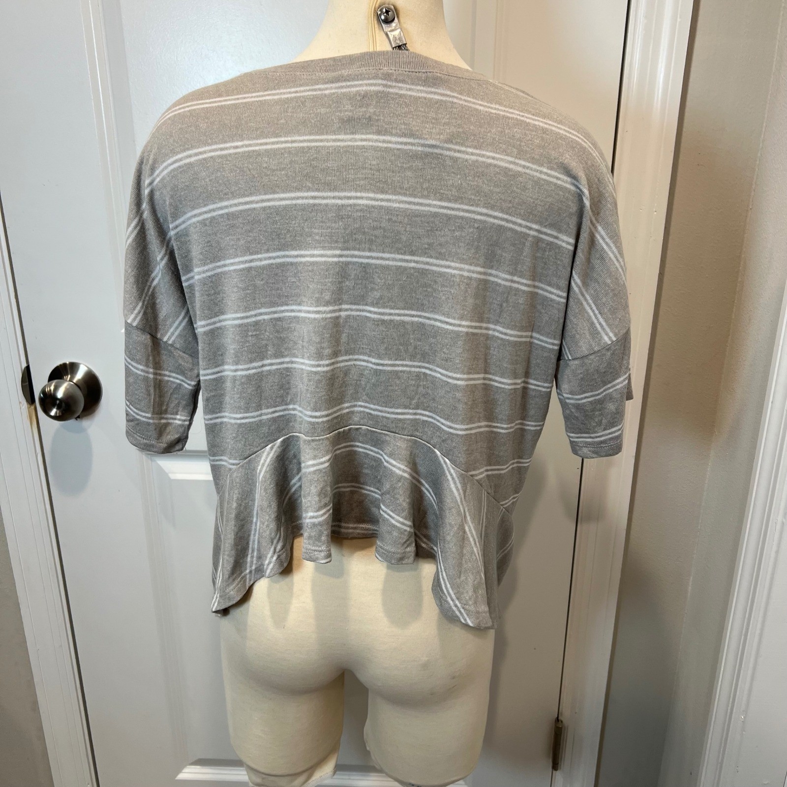 LUMIERE Women's Grey White Stripe Dolman Sleeve Peplum Top Size L