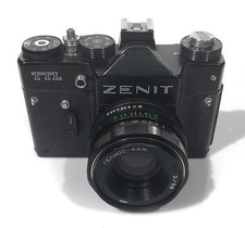 Vintage Soviet Zenit-TTL 35mm SLR Camera  HELIOS-44m Lens f2/58, M42 USSR Made
