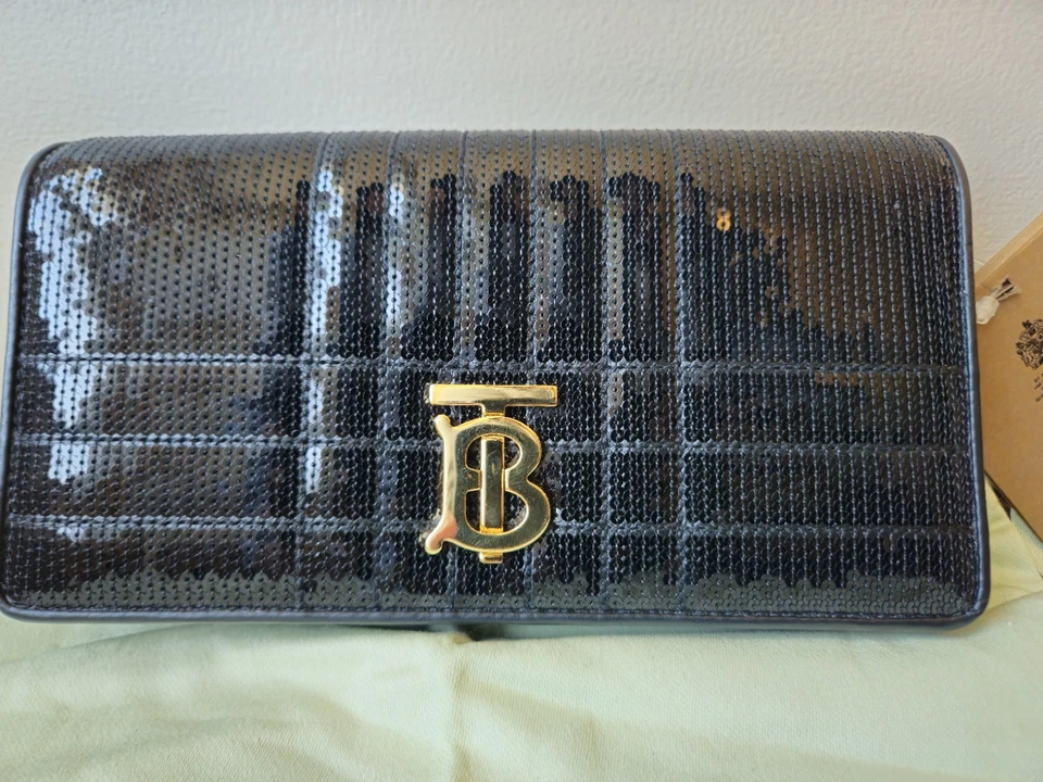 Bolso Bandolera Burberry Lola Para Mujer Acolchado a Cuadros Negro Lentejuelas Cadena Enlazado Foto 2 de 4