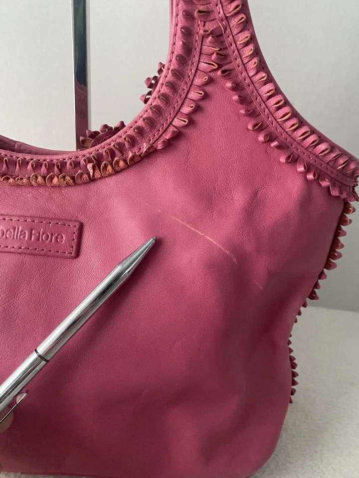 Isabella Fiore 3D Floral Cuero Hobo Bolso de Hombro Bolso Rosa Vintage LEER Foto 4 de 4