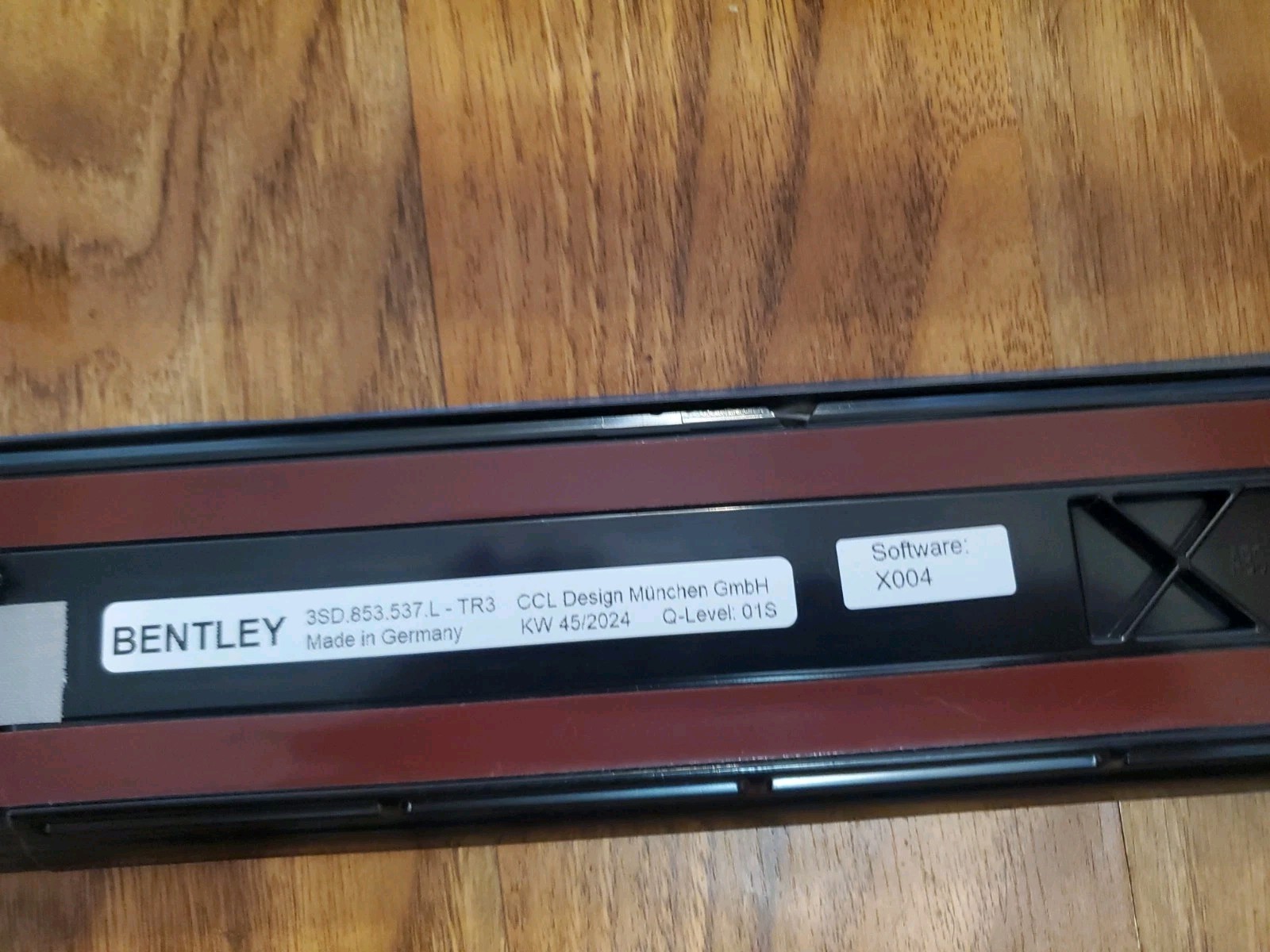Bentley Continental GT 2019-2026 Left Scuff plate
