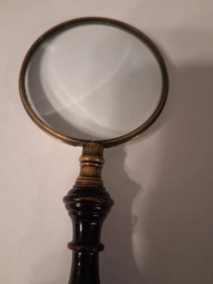 Lupa de latón antigua Foto 2 de 4