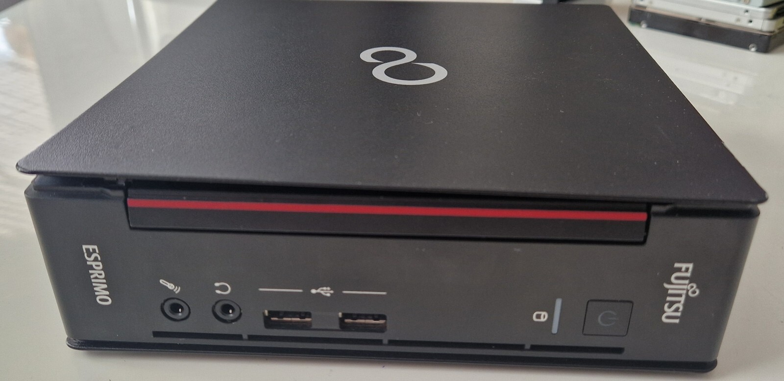 mini pc fujitsu esprimo q556 500GB, 4 GB RAM, Ohne Betriebssystem