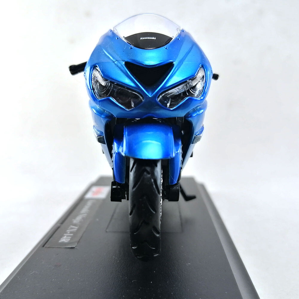 Kawasaki Ninja ZX-14R Die-Cast Motorcycle Model 1:18 Scale Maisto